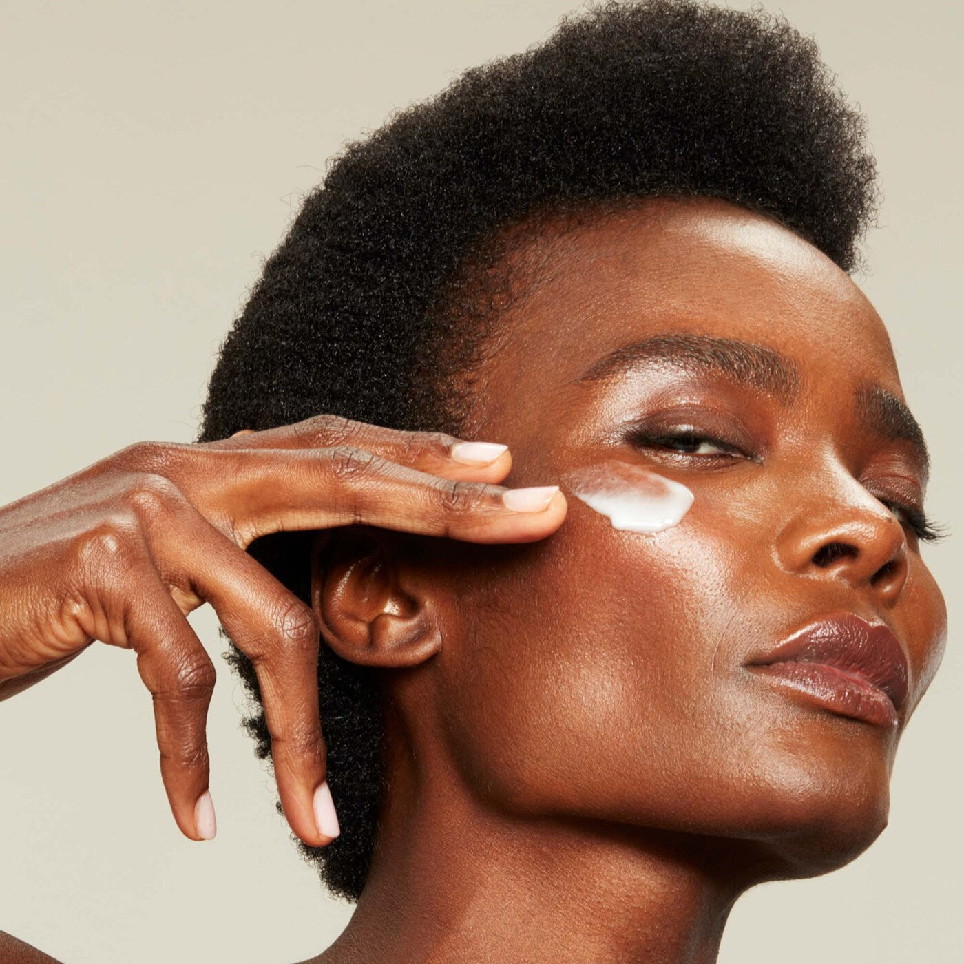 Firming and Brightening Silk Crème Activator
