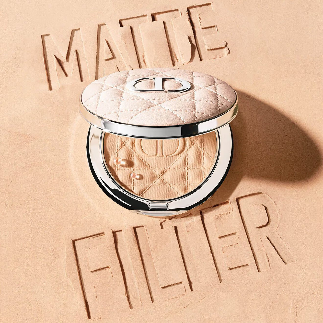 Dior Forever Nude Radiant Filter Blurring Setting Powder